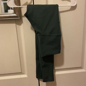 Colorfulkoala athletic leggings size xs w/ pockets!